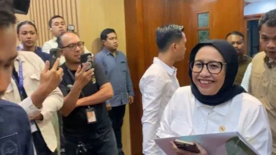 Gambar Kepala Badan Gizi Nasional Nanik S Deyang mengundurkan Diri ( Redaksi )