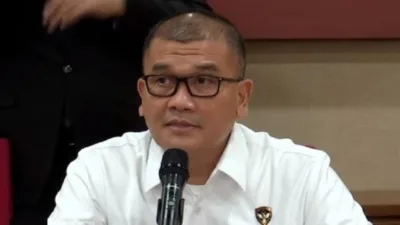 Kepala Kortastipidkor Bareskrim Polri, Inspektur Jenderal Polisi Totok Suharyanto, dalam konferensi pers di Kejaksaan Agung
