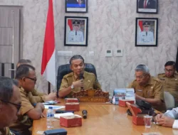 Wabup Junaidi Pimpin Persiapan Pemberian Gelar Adat Bupati Muaro Jambi
