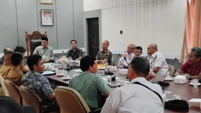 Rencana pembangunan stockpile dan hauling batu bara di Mendalo Darat, Kecamatan Jambi Luar Kota (Jaluko), Kabupaten Muaro Jambi, mendapat penolakan dari Komisi I bersama lintas komisi DPRD Kabupaten Muaro Jambi.