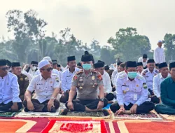 Kapolres Muaro Jambi Ikuti Salat Istisqa Bersama Pemkab dan Masyarakat