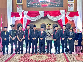 Kapolres Muaro Jambi AKBP Bayu Noormansyah, S.H., S.I.K., M.H., menghadiri Rapat Paripurna DPRD Kabupaten Muaro Jambi dalam rangka mengikuti Sidang Tahunan MPR RI dan Pidato Kenegaraan Presiden Republik Indonesia